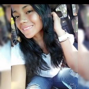 Meet your Posher, Gabriela